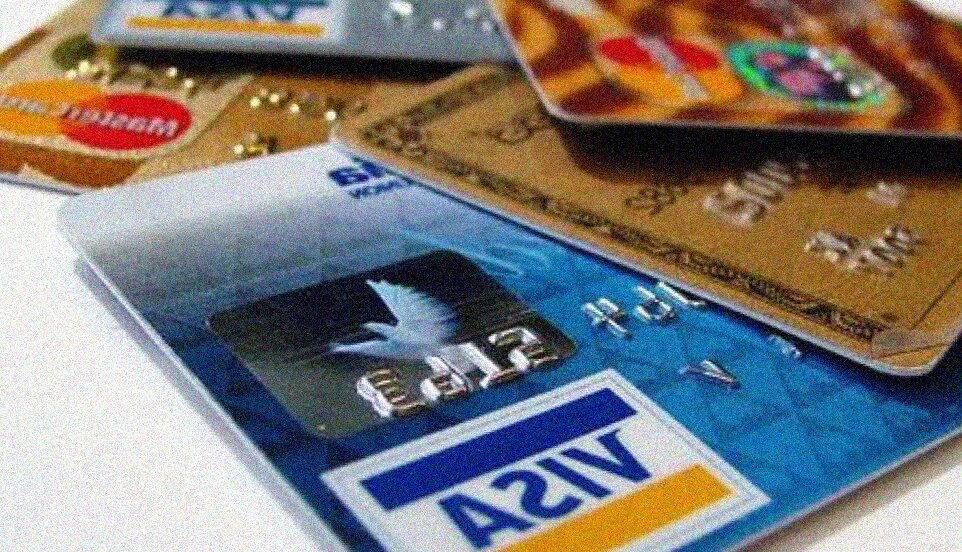 L'Antitrust pone un divieto all'applicazione di costi supplementari per pagamenti con le carte di credito