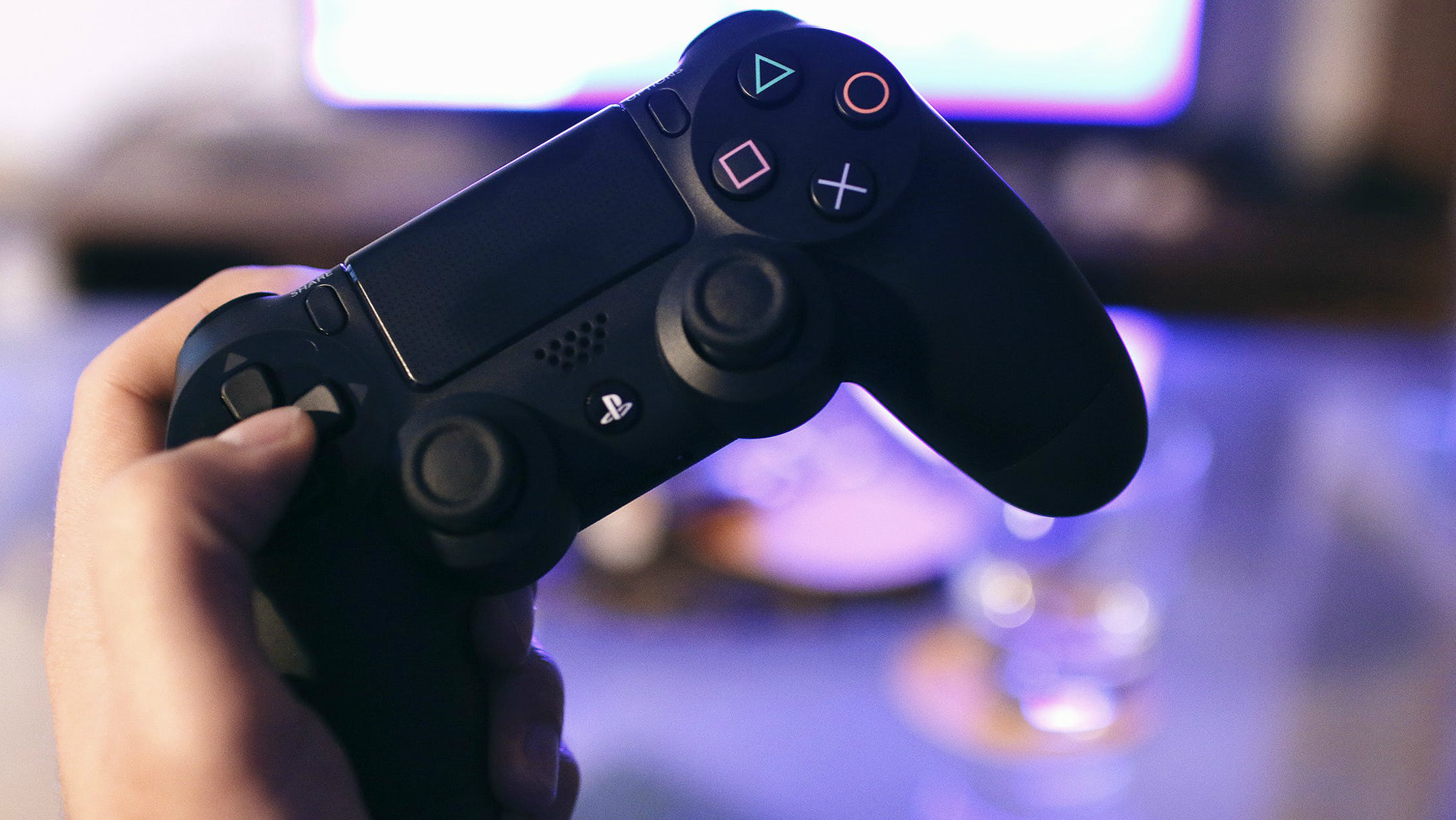 Il Dualshock 4 è il controller con il maggior profitto negli USA