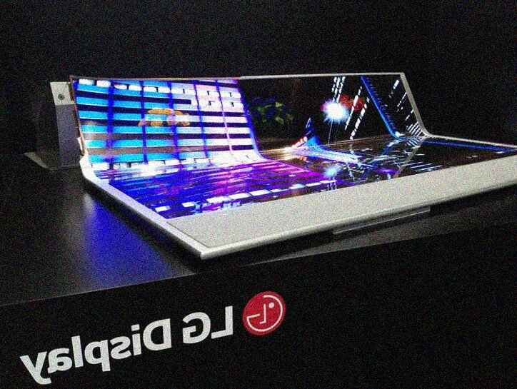 LG mostra un display OLED da 77" Ultra HD, trasparente e flessibile