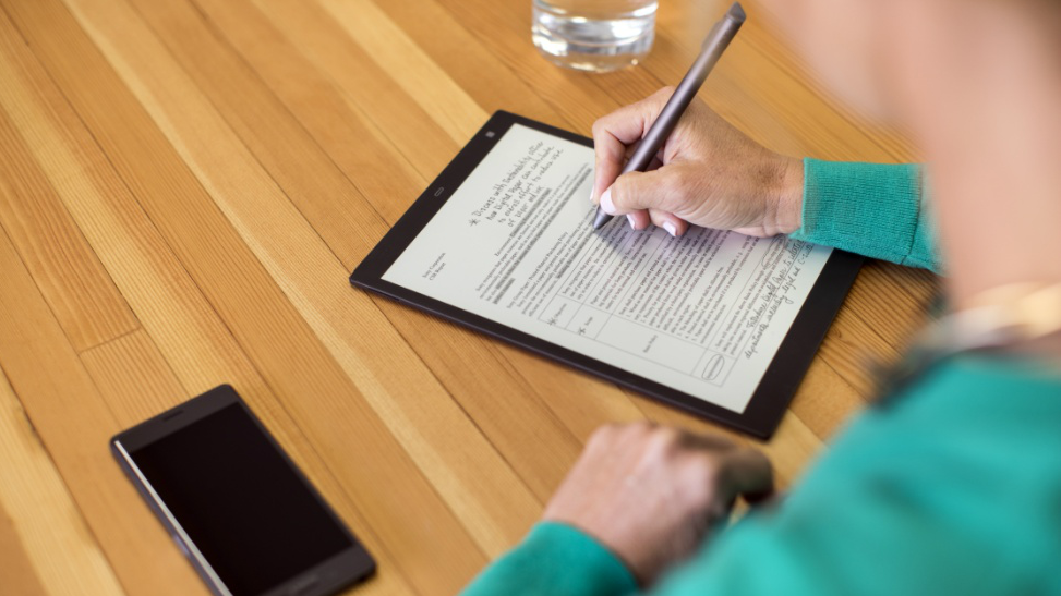 Sony lancia sul mercato il suo tablet Digital Paper in una versione economica 1