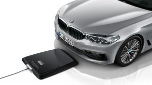 È di BMW il primo sistema di ricarica wireless per auto elettriche 4