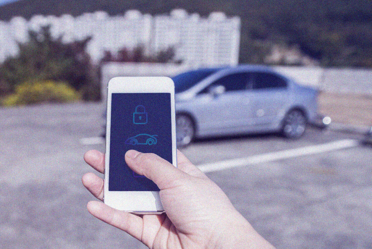Addio chiavi, le auto del futuro si apriranno con lo smartphone