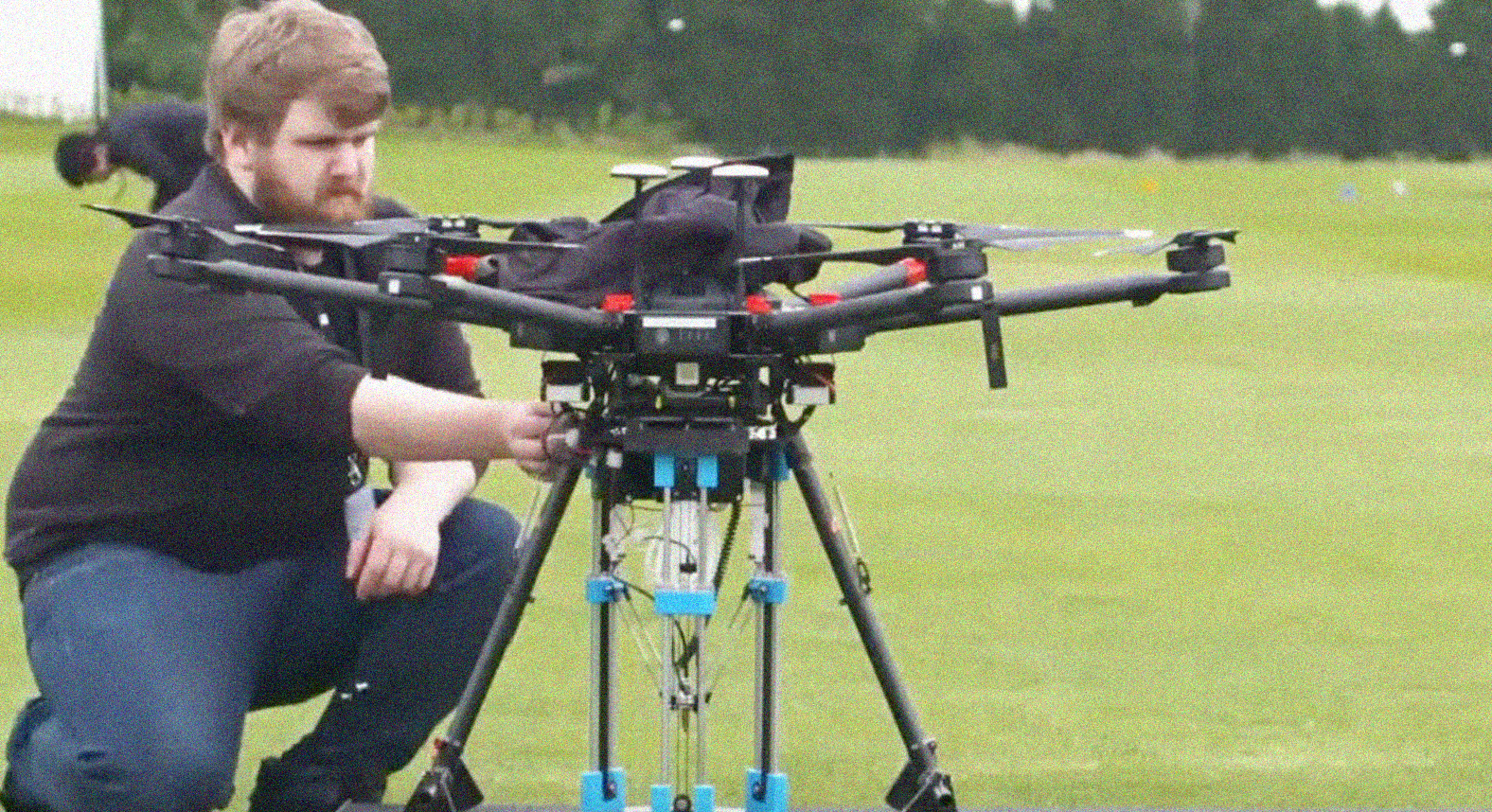 drone asfaltatore