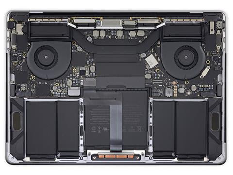 MacBook Pro 2018 alla prova iFixit: stessa bellezza interna di sempre, stessa impossibilità di aggiornamenti 1