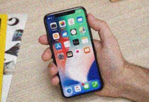 iPhone Xs display OLED