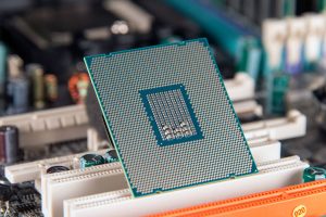 Intel Core i9-9900K, Core i7-9700K, Core i5-9600K, tutti i dettagli sulle specifiche tecniche 1