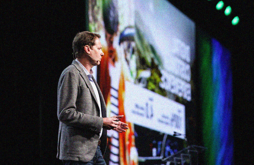 BMW Intelligent Personal Assistant presentazione