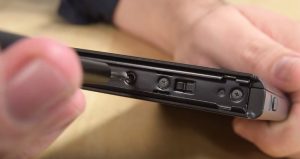 Nintendo Switch sostituzione batteria (1) 3