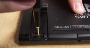 Nintendo Switch sostituzione batteria (3) 3