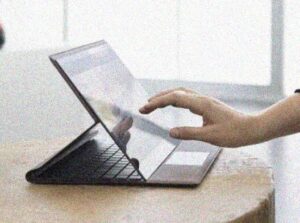 HP Spectre Folio