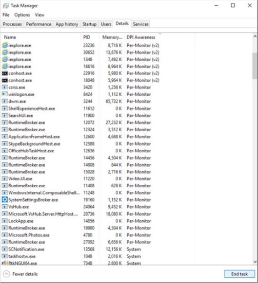 Windows 10 Build 18262 permette la rimozione di alcune app pre-installate 1