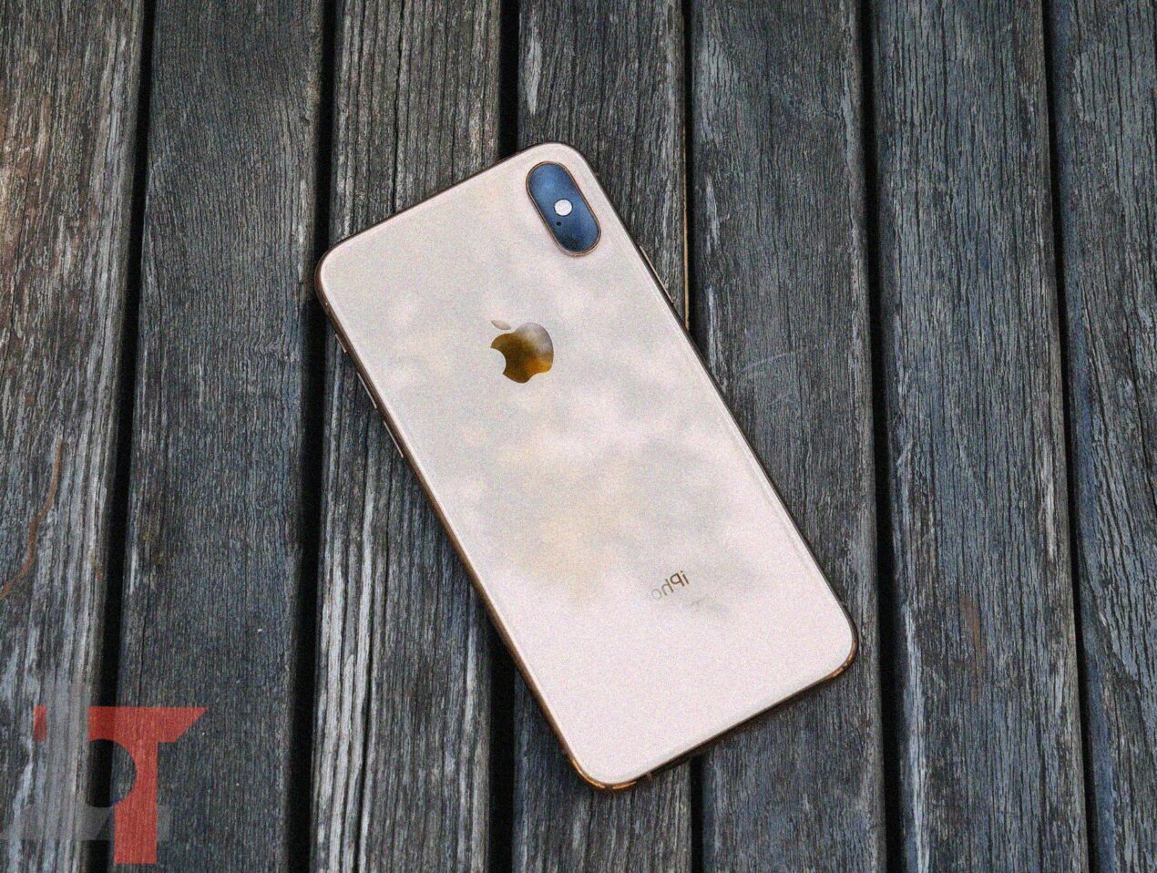Un bug di VoiceOver permette a potenziali hacker di vedere e condividere le foto degli iPhone