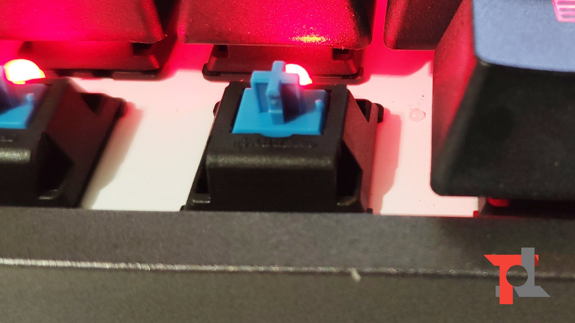 Recensione Durgod K320 Aurora, una tastiera meccanica di ottima qualità 6