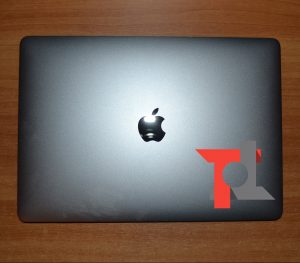 MBP Chiuso | Recensione MacBook Pro 13 TouchBar 3