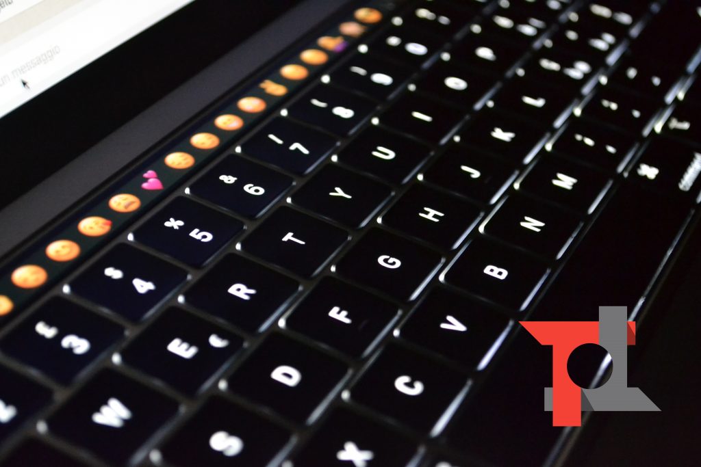 Recensione MacBook Pro 13 Touch Bar 2018: la macchina (quasi) perfetta 9