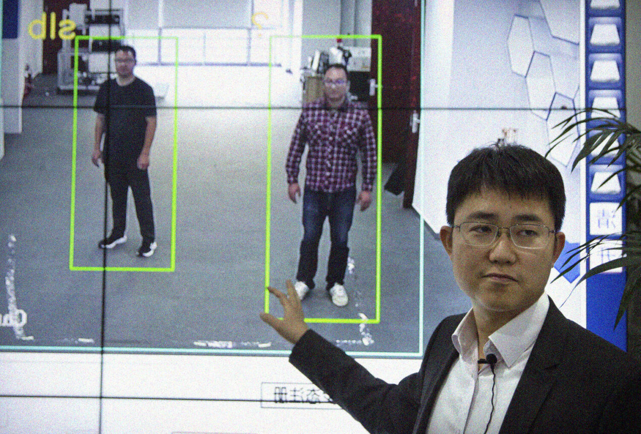 In Cina è stato sviluppato un sistema videosorveglianza basato sullo "stile della camminata"