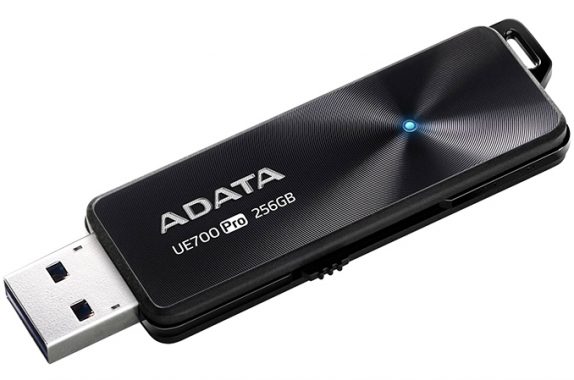 ADATA UE700 Pro è la pendrive USB dei sogni 1