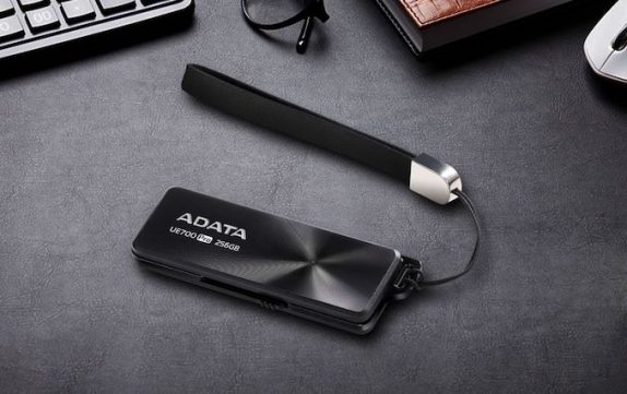 ADATA UE700 Pro