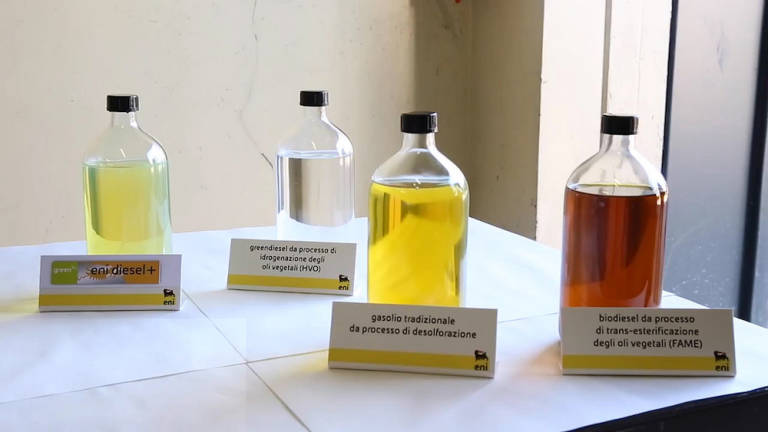 Il biocarburante Enidiesel+, prodotto con olio di frittura esausto, sta venendo testato sui mezzi pubblici e raccolta rifiuti di Taranto 2