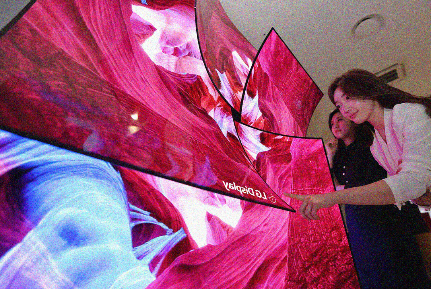 LG TV OLED flessibile CES 2019