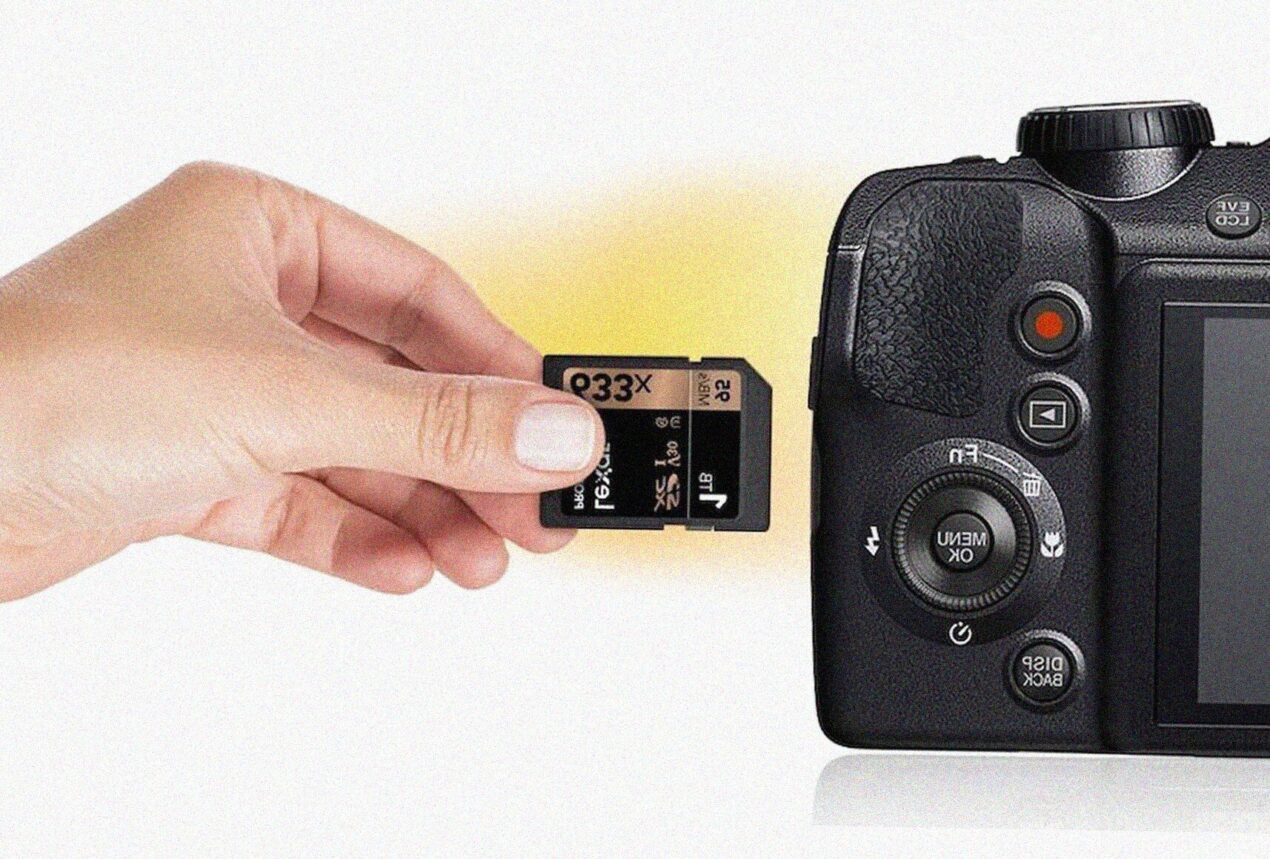 Lexar presenta la prima SD Card da 1 TB | Prezzi e disponibilità