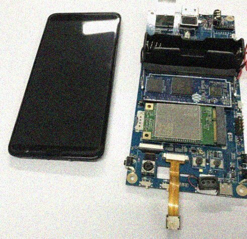 PinePhone e PineTab con supporto alle distro Linux saranno in vendita nel 2019 a 149 e 79 dollari