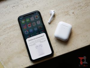 C'è un'offerta imperdibile per le Apple AirPods (2019) online 1