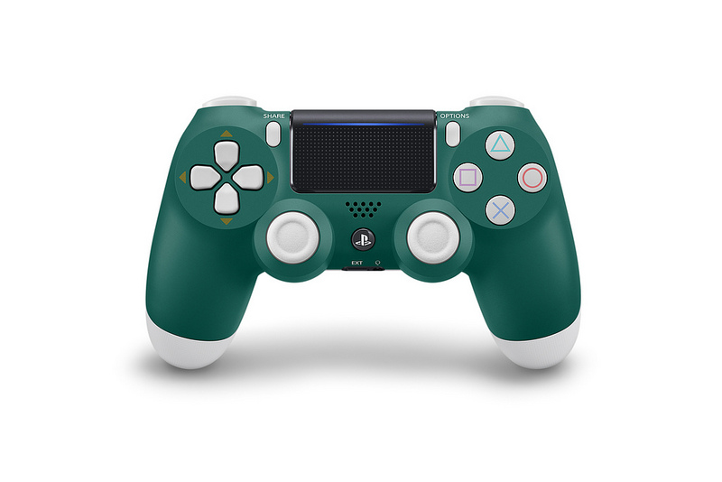 Sony lancia il nuovo DualShock 4 Alpine Green per PS4