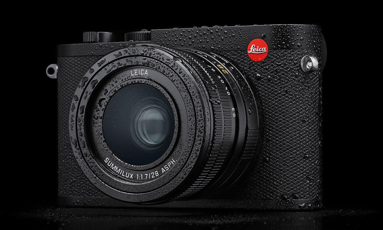 Leica Q2 Header image 2400x840 teaser 2400x787