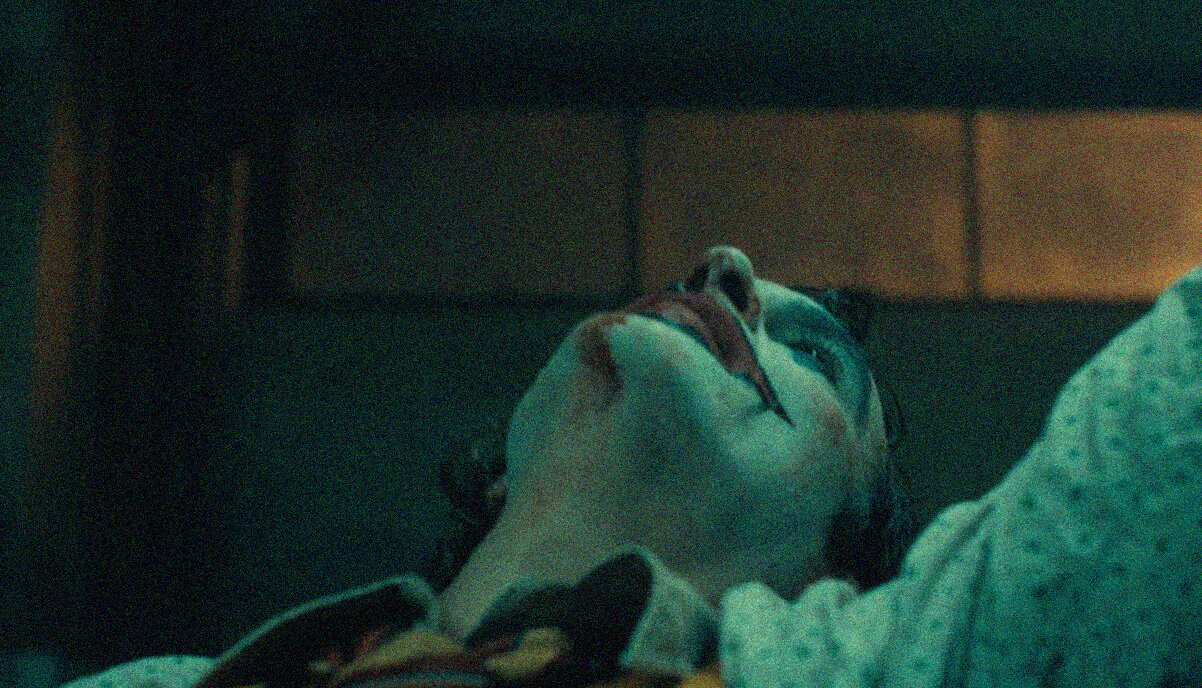 Un matto e imprevedibile Joker si mostra nel primo video trailer