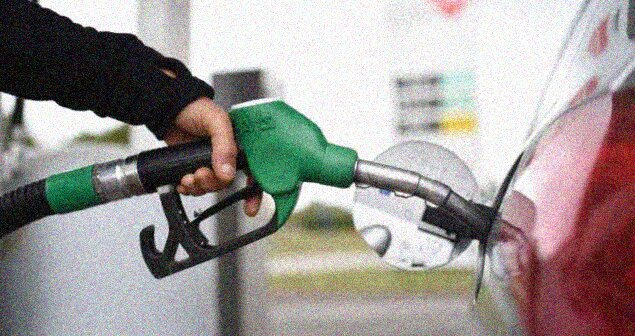 Prezzi della benzina troppo salati in autostrada (2,20 euro/L), Codacons apre un esposto