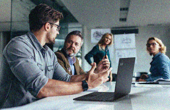 Acer TravelMate P6 è un ultrabook orientato al business con modem LTE (via e-SIM) e 20 ore di autonomia