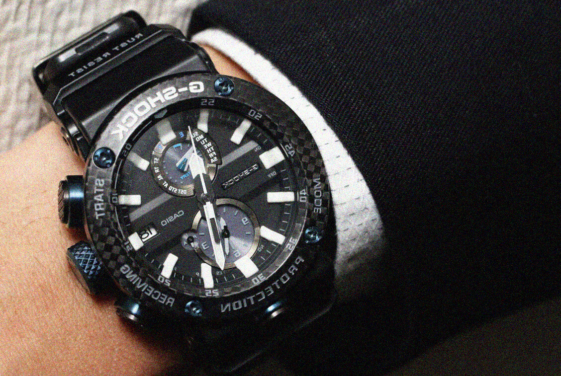 G-SHOCK presenta la nuova collezione GWR B-1000 GRAVITY MASTER con orologi che usano la struttura "Carbon Core Guard"