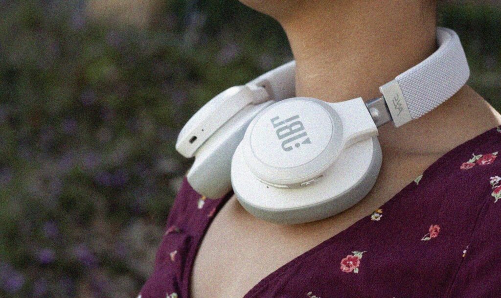 JBL LIVE 650BTNC