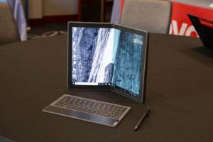 Lenovo laptop display flessibile 3