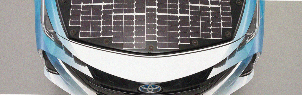 Toyota pannelli solari auto elettriche