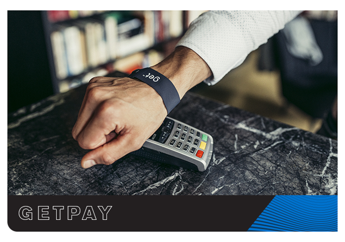 Non ci crederete ma con questo accessorio tutto italiano potete usare il dito per parlare al telefono 2