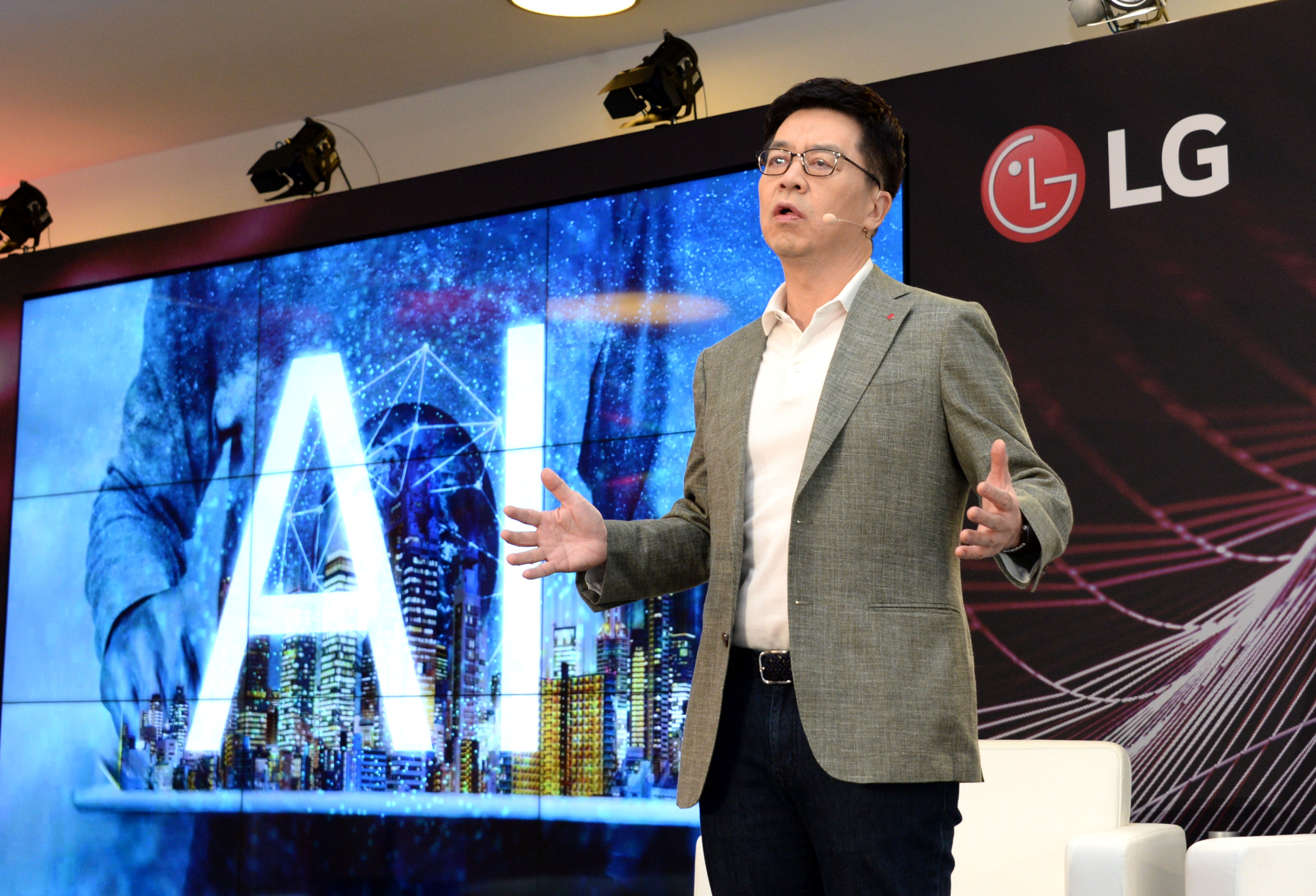 LG Future Talk a IFA 2019: come sentirsi a casa in ogni luogo grazie all'AI 8
