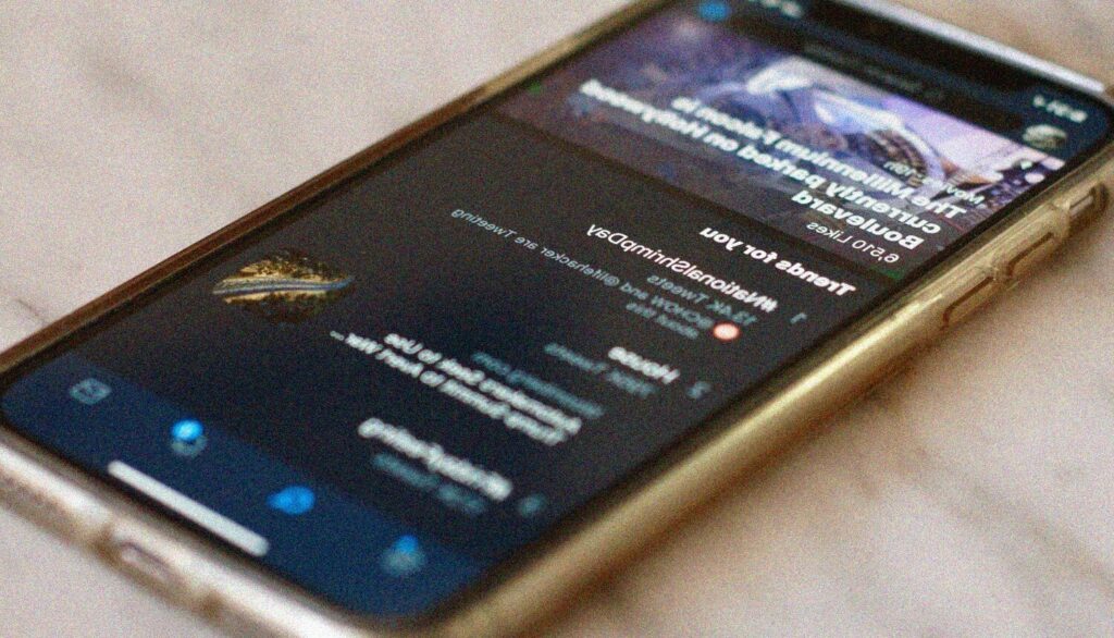 Twitter Dark Mode