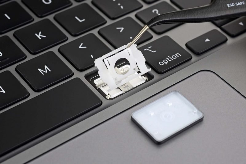 Macbook Pro 13" in arrivo nel 2020 con tastiera "a forbice" 