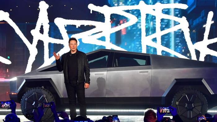 Il CEO di Ford critica l'atteso Cybertruck di Tesla 1