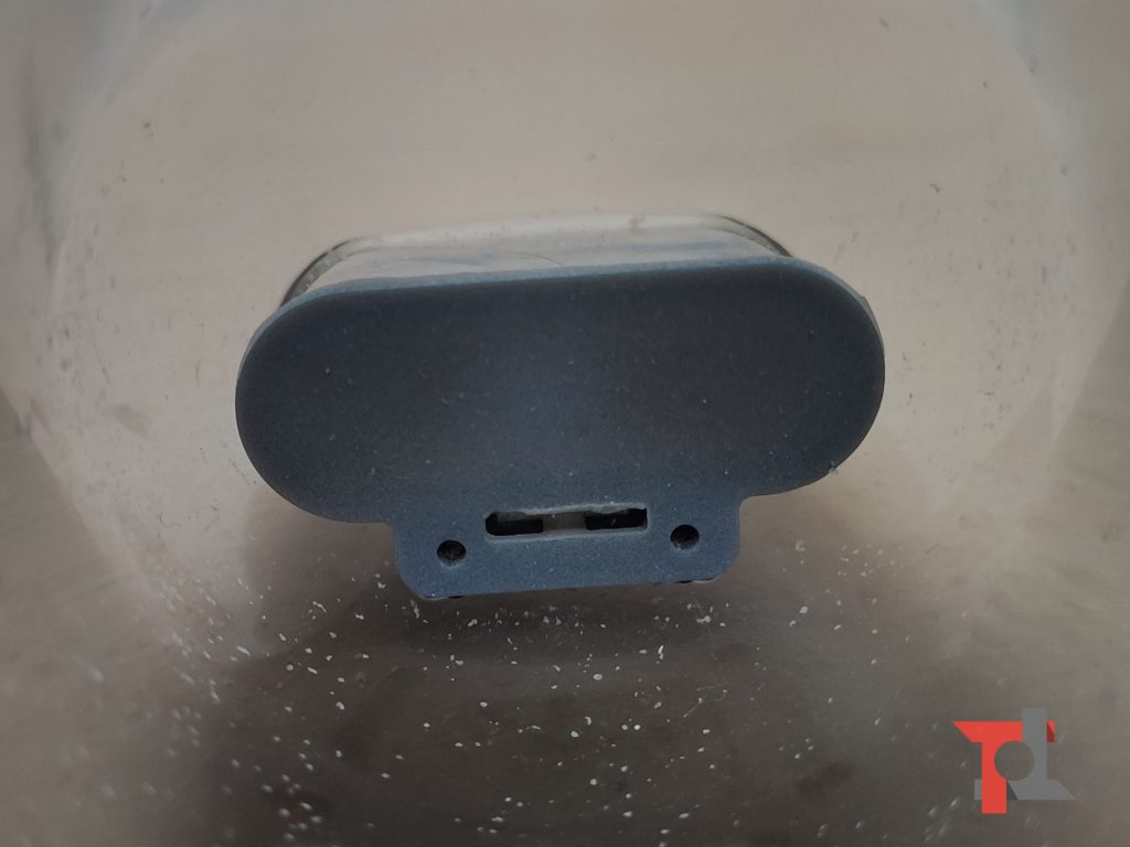 Recensione eufy HomeVac H11, il piccolo aspirapolvere da scrivania 6