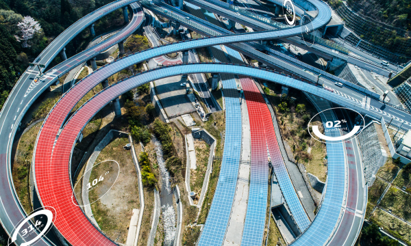 Hitachi e TomTom insieme per lo sviluppo di un sistema di navigazione più sicuro