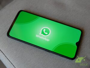 WhatsApp introduce il lettore di messaggi vocali su iOS 1