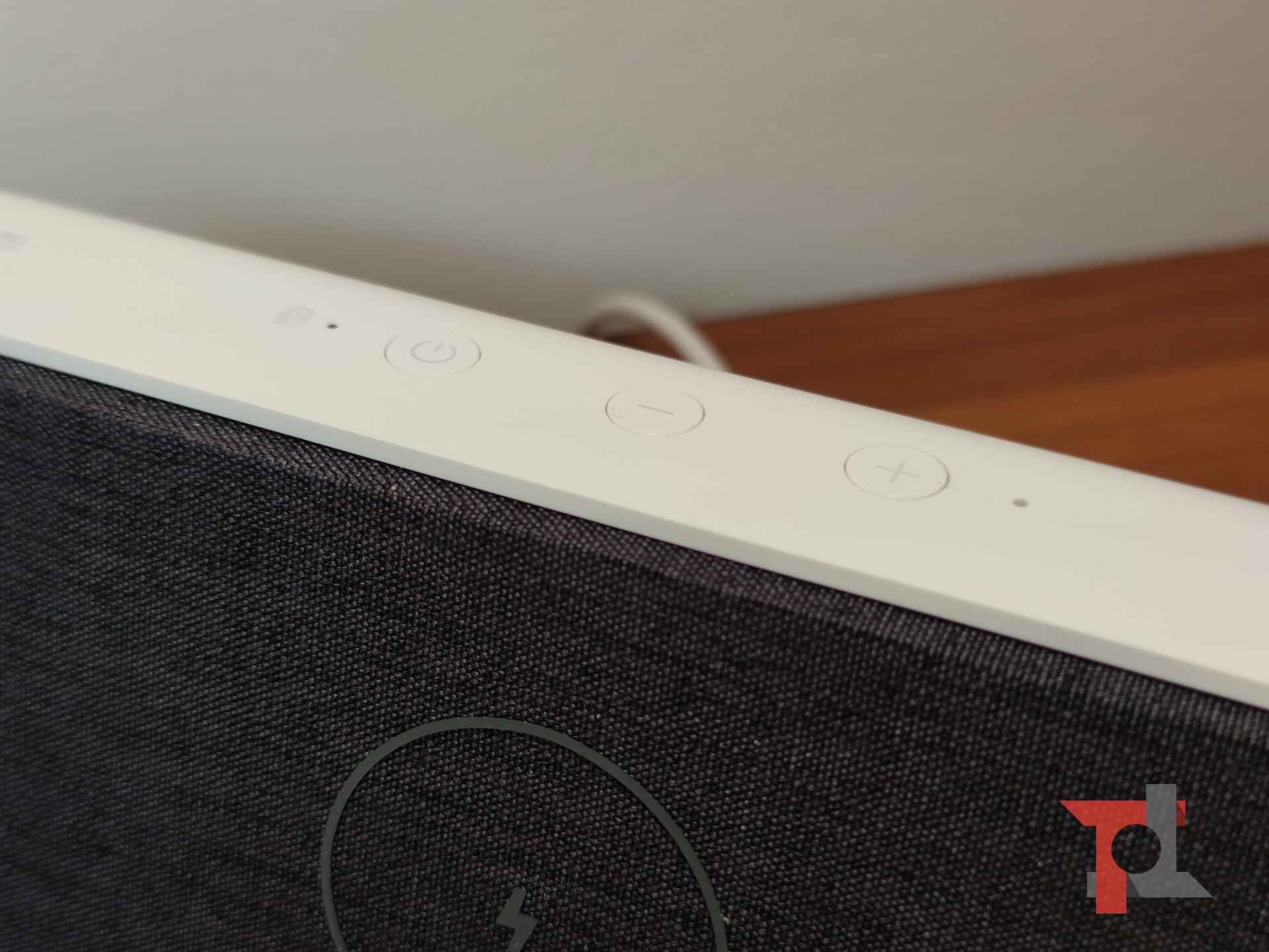 La nostra prova di Xiaomi Bluetooth speaker con ricarica wireless a 30 W 2