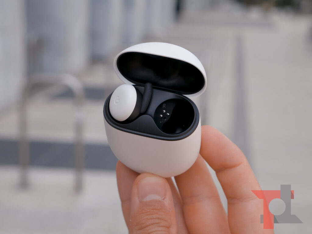 Google potrebbe lanciare delle cuffie true wireless economiche 5