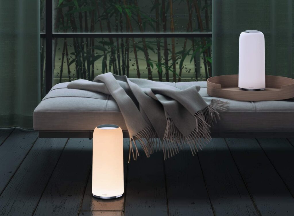 Questa lampada da tavolo Aukey è ricca di funzioni e crea magnifiche atmosfere: l'abbiamo provata 6