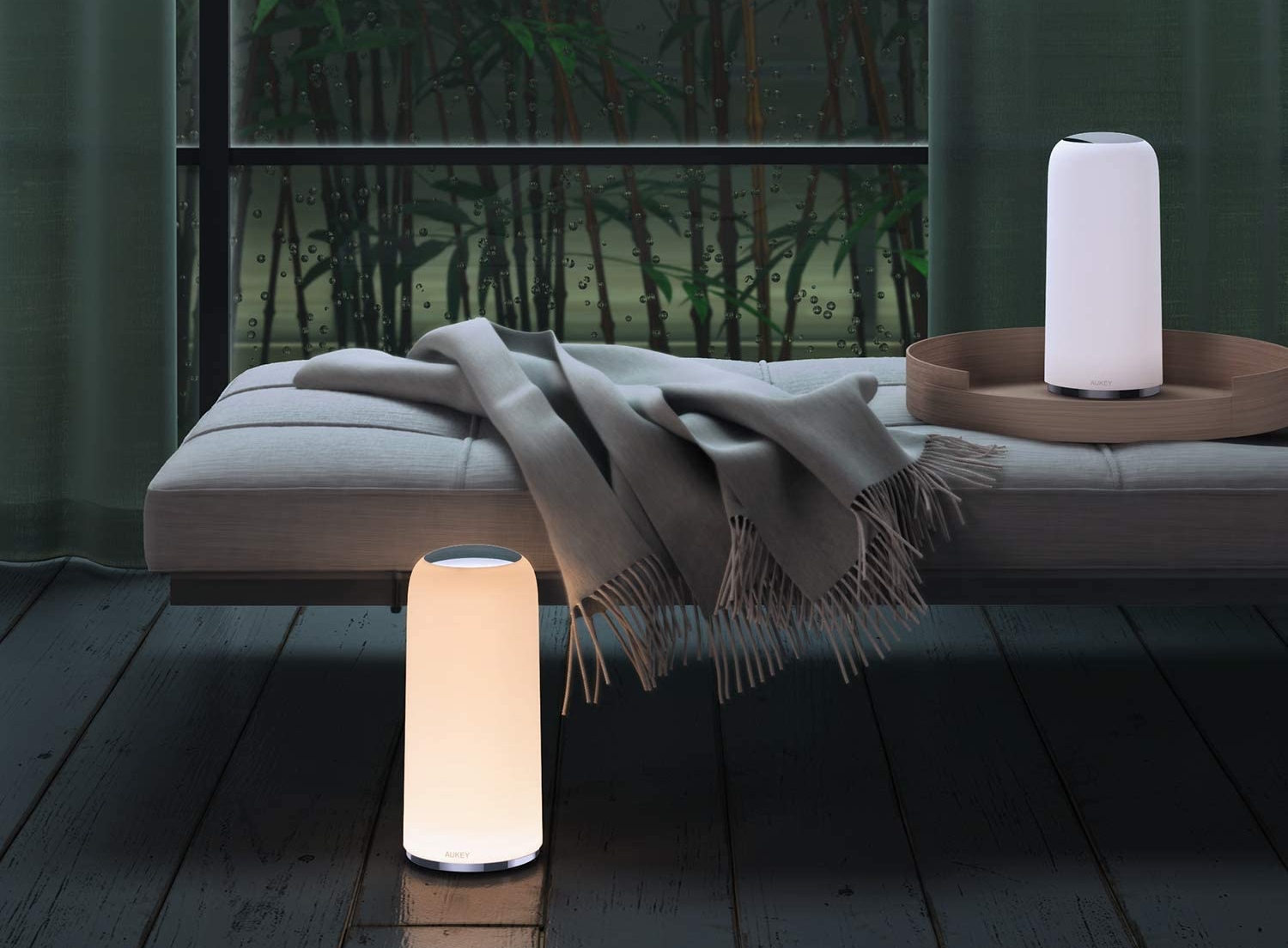 Questa lampada da tavolo Aukey è ricca di funzioni e crea magnifiche atmosfere: l'abbiamo provata