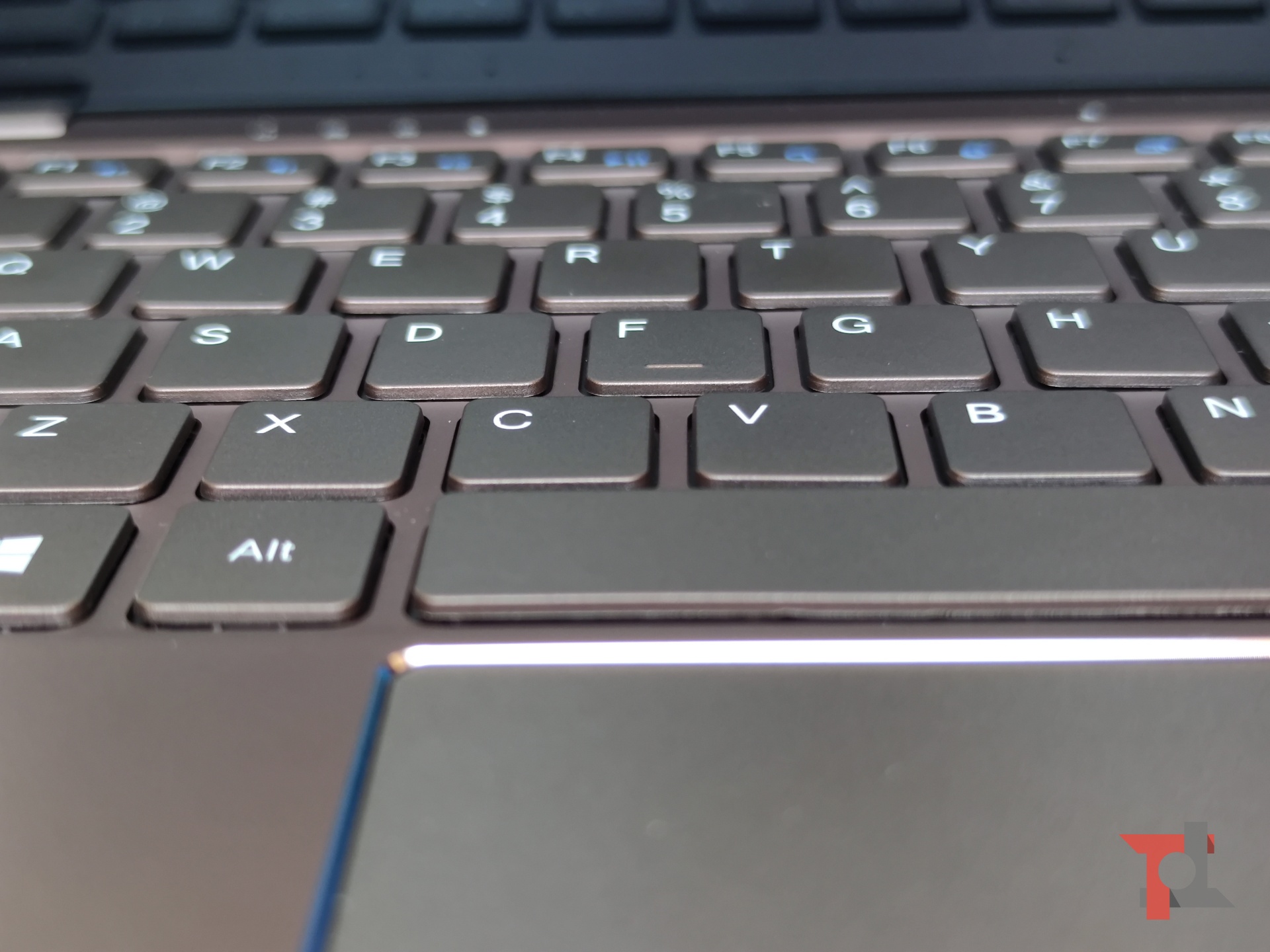 Recensione Jumper EZBook X3 Air, look premium a basso costo 7