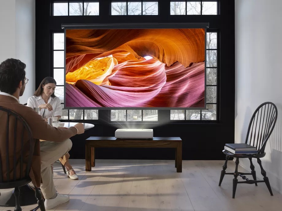 Samsung annuncia The Premiere e Wireless Charging Trio, un caricabatterie 3 in 1 1